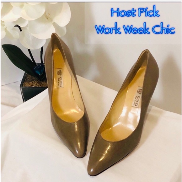 Gucci Shoes - NWOT Gucci Tan/Camel Pumps Shoes 40-10 B